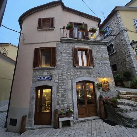 La Casa Del Tartufo بيت ريفي *