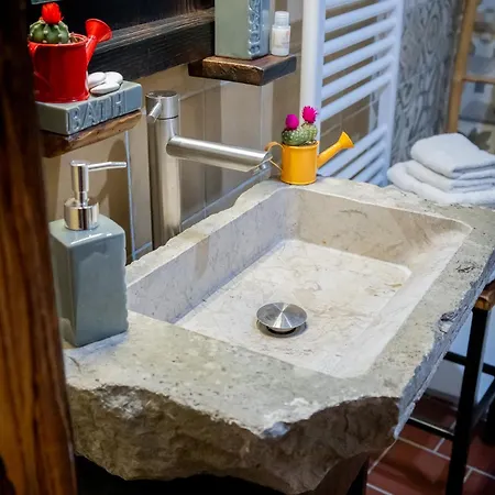 La Casa Del Tartufo Cusano Mutri
